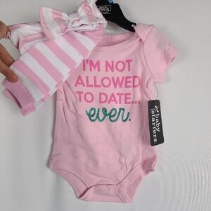 Baby Starter Sz 3m Girl Onesy Says "I'm not allowed to date ever" Socks/Headband